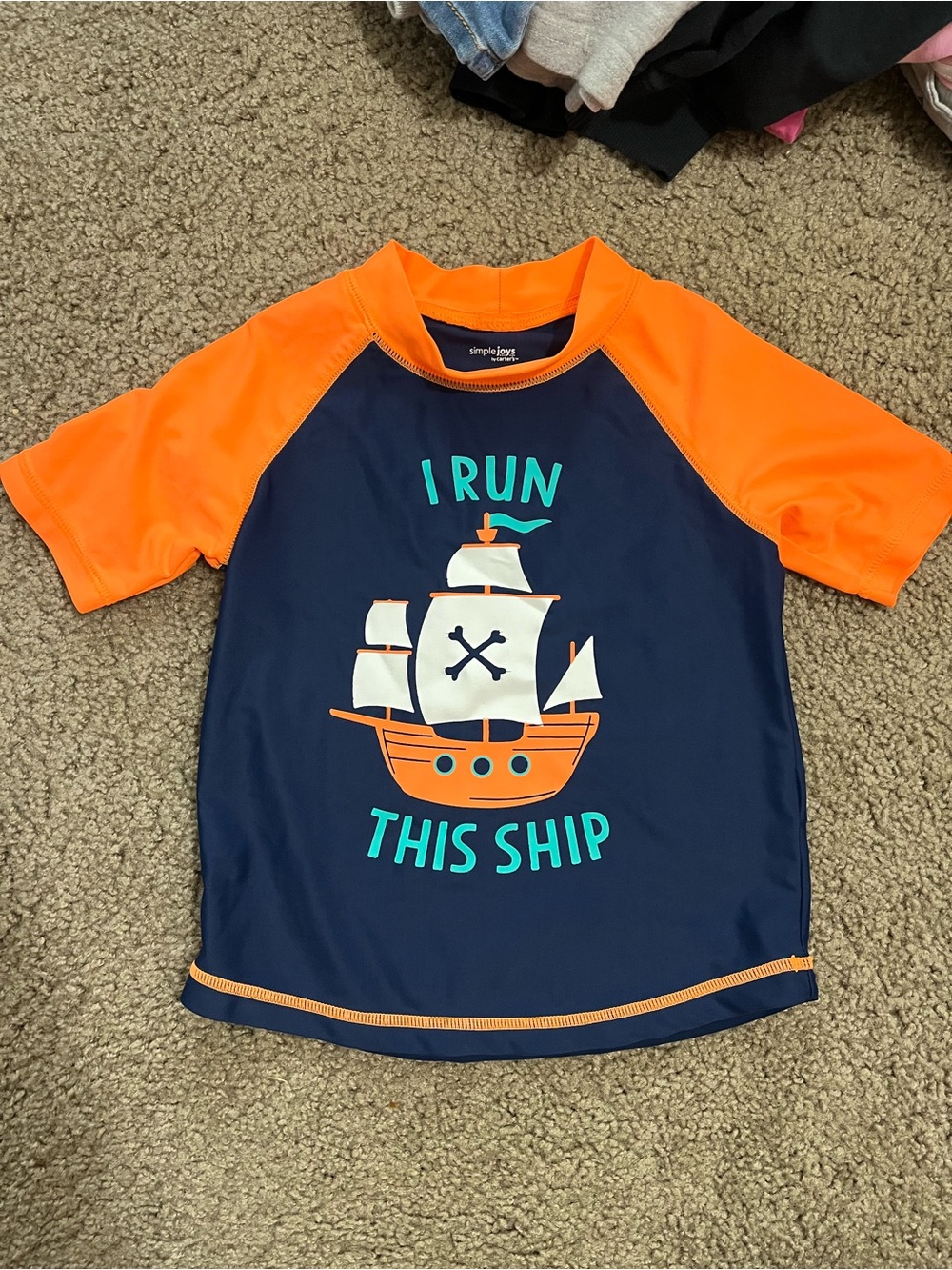 Simple Joys Boys Navy & Orange 'I Run This Ship' Rash Guard size 4T